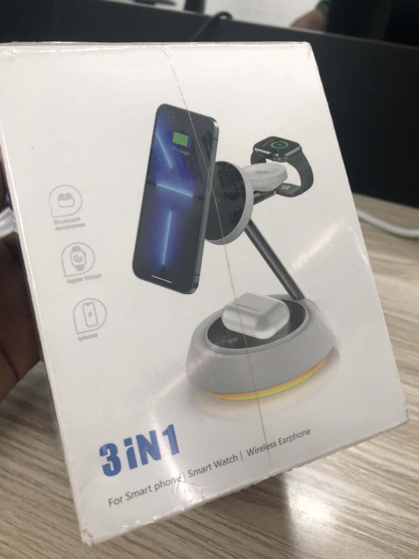 WiWU 3 in 1 Wireless Charger