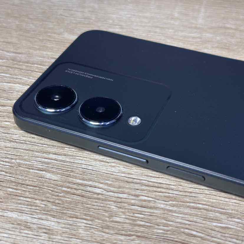 VIVO Y17s (5)