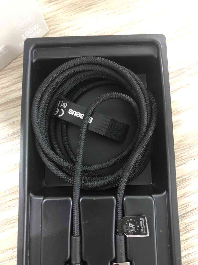 Tungsten Gold Fast Charging Cable 100W Type-C to Type-C (2)