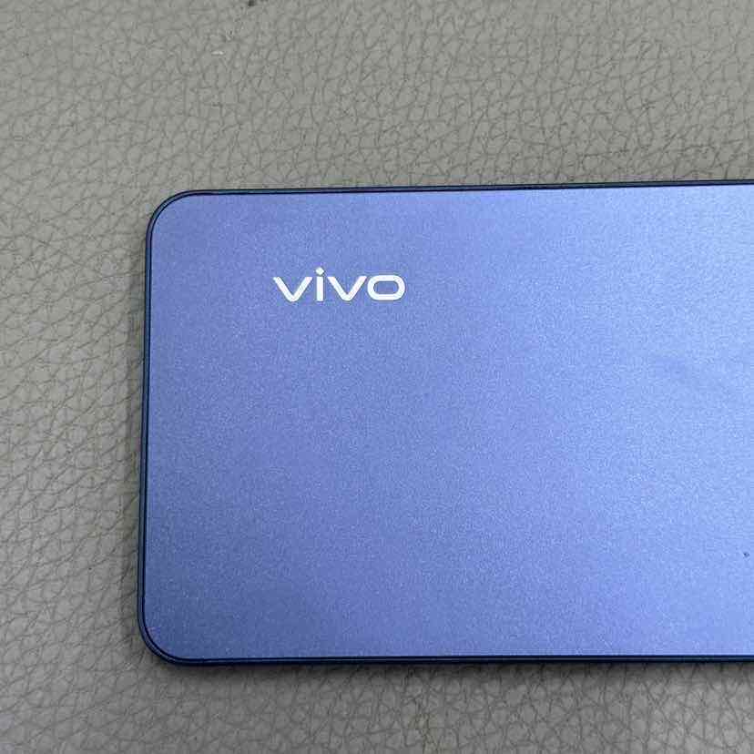 Vivo Y78 (3)