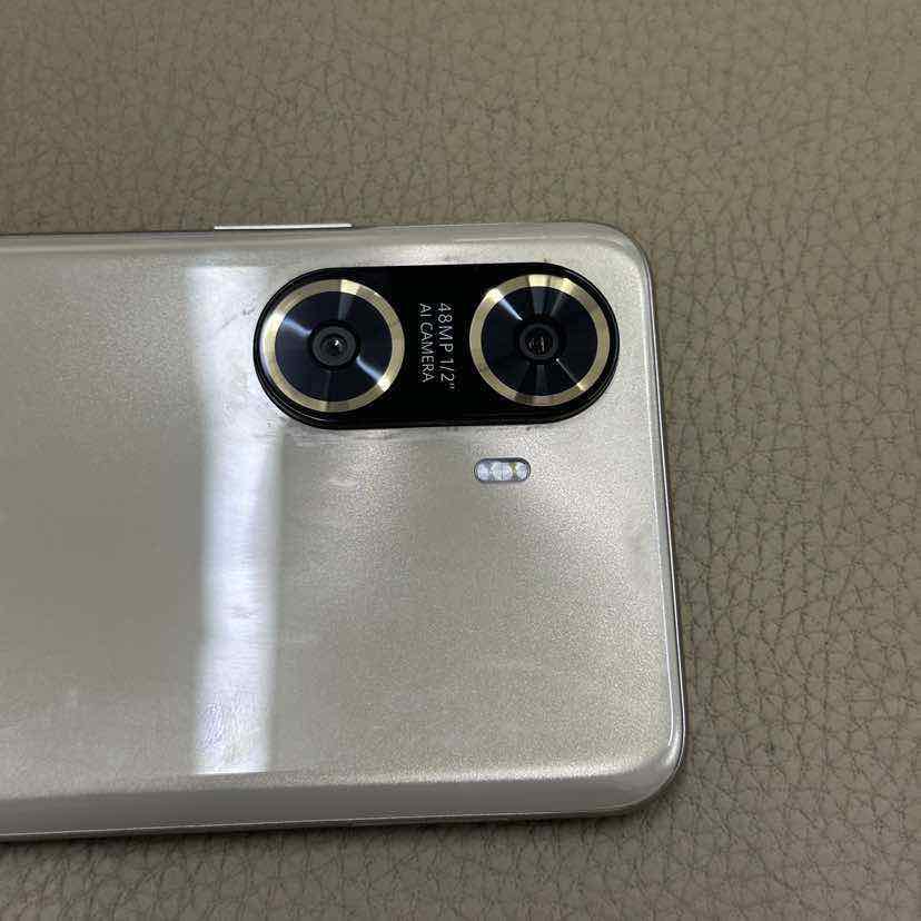 Huawei Enjoy 60 (4)