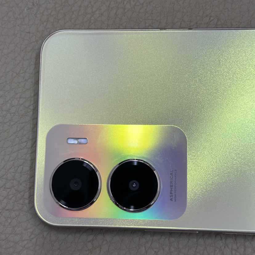 Vivo Y35 (4)